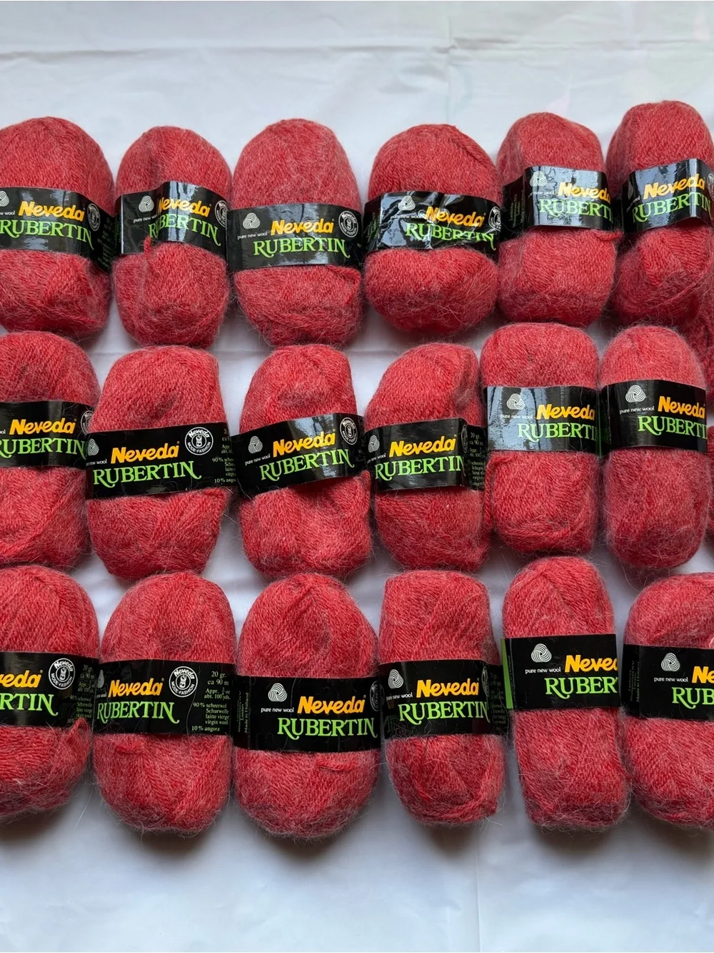 RARE DEADSTOCK VINTAGE 1970s YARN BUNDLE